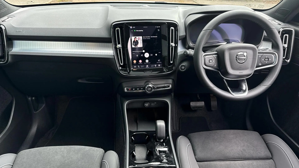 Volvo XC40 2.0 B3 Mhev Ultra Black Edition Dct Euro 6 S #5