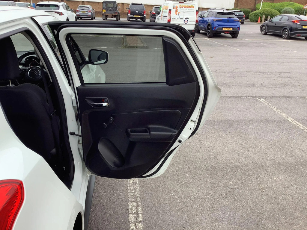 Suzuki Swift 1.0 Boosterjet Shvs #18