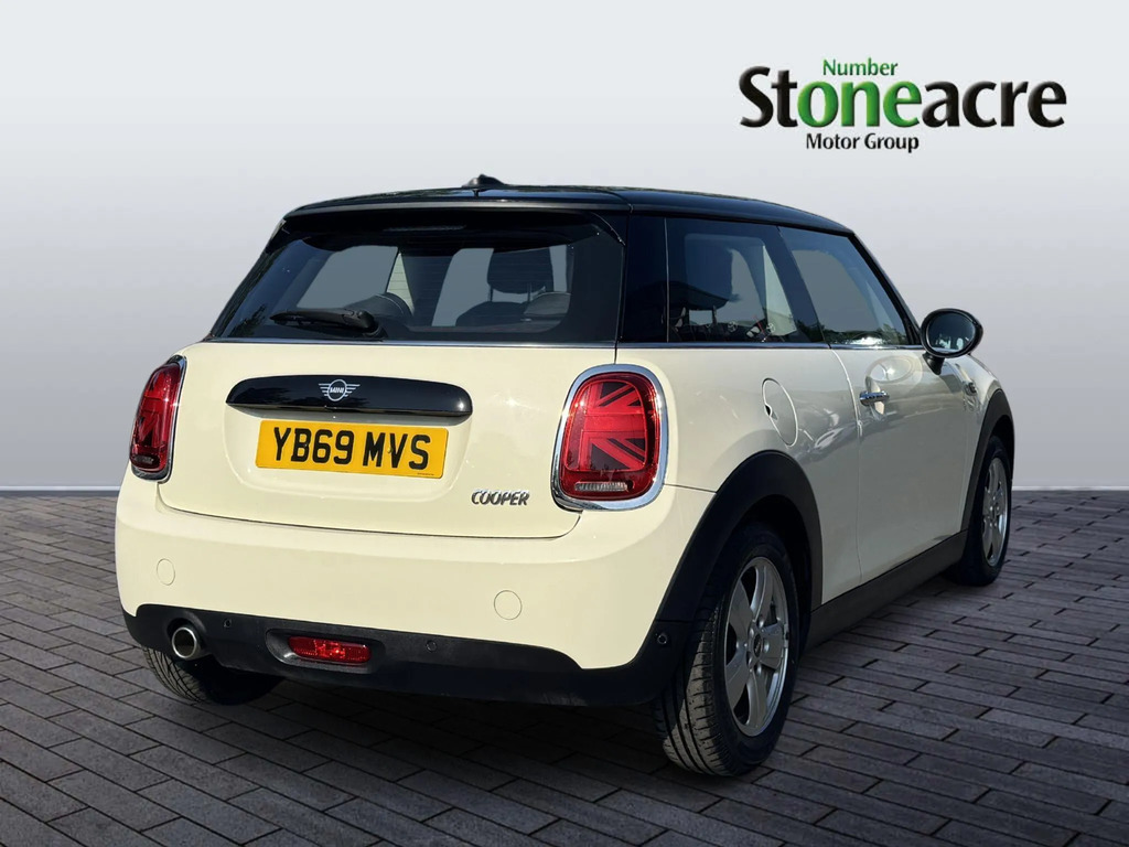 Mini Hatch 1.5 Cooper Classic II YB69MVS #3