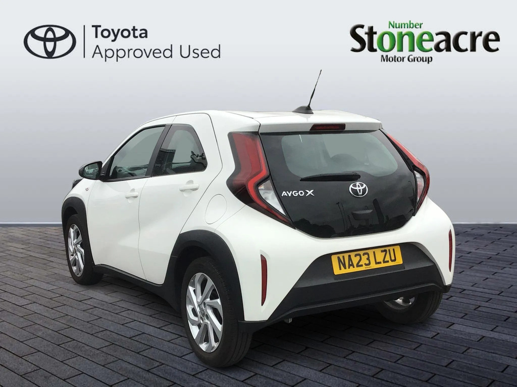 Toyota Aygo X 1.0 Vvt-i Pure #3