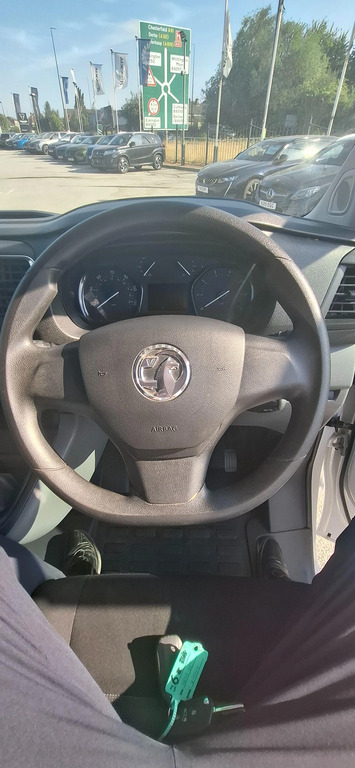 Vauxhall Vivaro 2700 1.5D 120Ps Dynamic H1 Van White #12