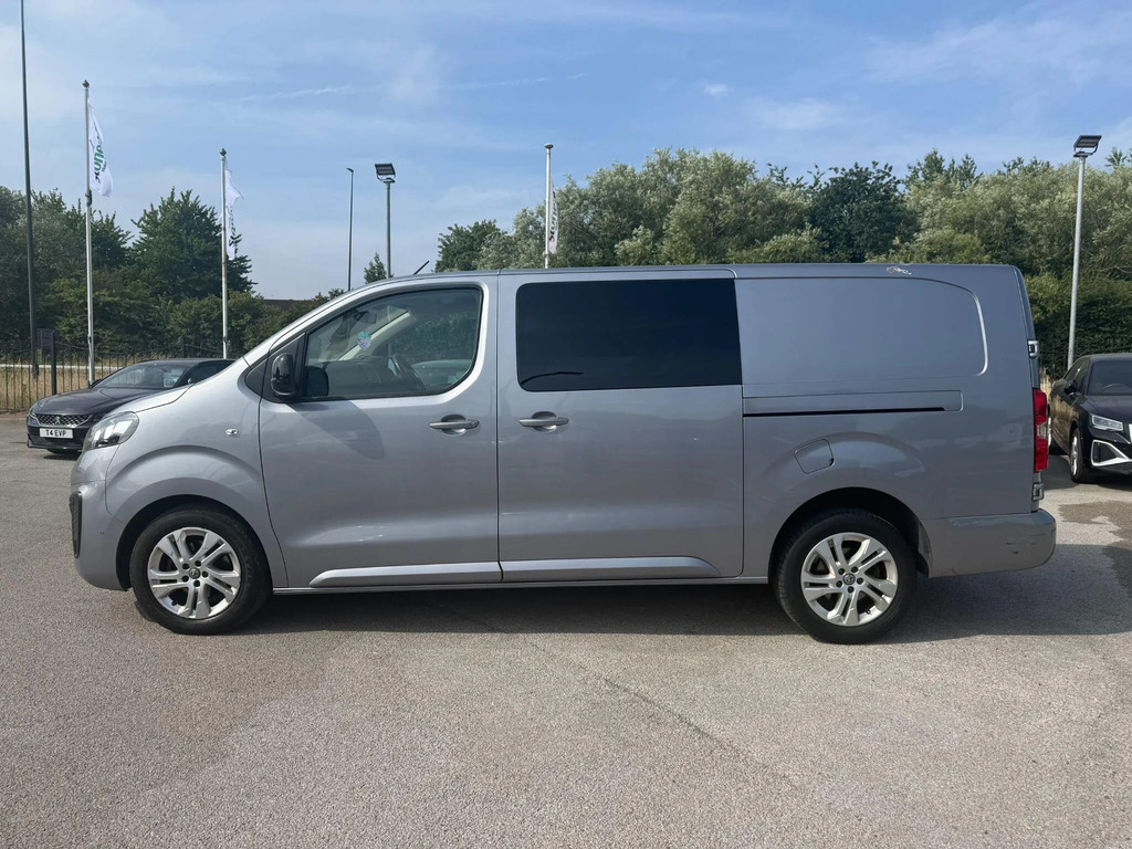 Vauxhall Vivaro 2.0 Turbo D 3100 Elite Crew Van L2 H1 Euro 6  #4