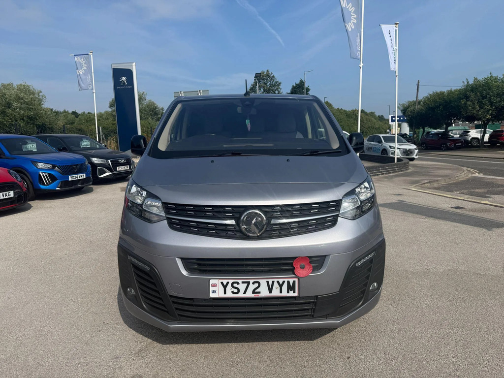 Vauxhall Vivaro 2.0 Turbo D 3100 Elite Crew Van L2 H1 Euro 6  #2