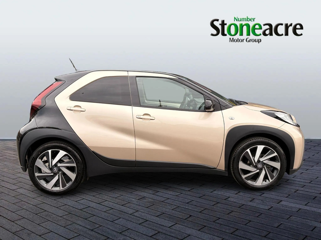 Toyota Aygo X 1.0 Vvt-i Edge #2
