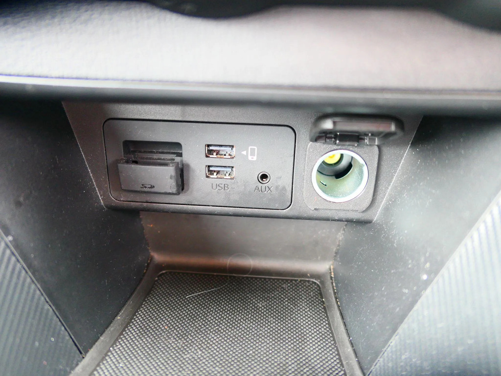 Mazda 2 1.5 E-skyactiv G Mhev Homura Aka Silver #14