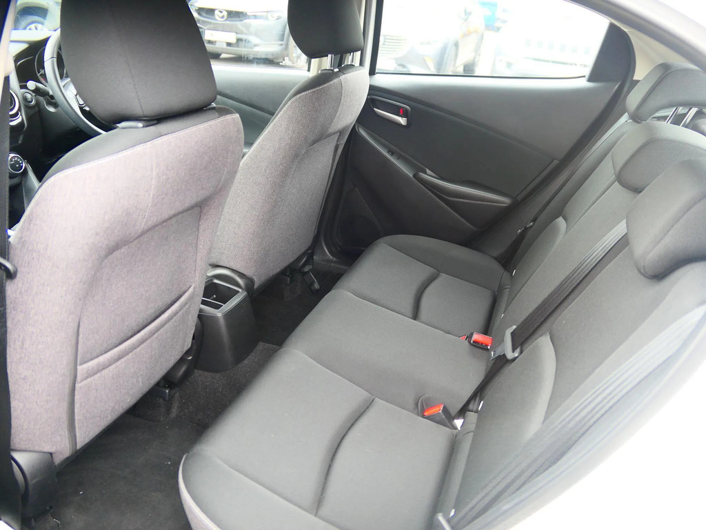 Mazda 2 1.5 E-skyactiv G Mhev Homura Aka Silver #11