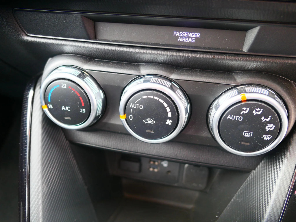 Mazda 2 1.5 E-skyactiv G Mhev Homura Aka Silver #13