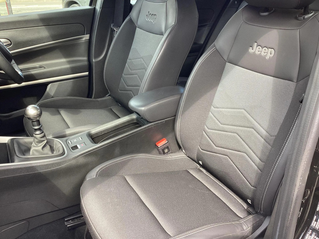 Jeep Avenger 115Kw Summit 54Kwh #13