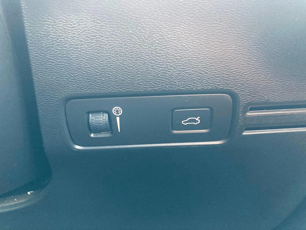 Volvo XC40 2L R-design Grey #18