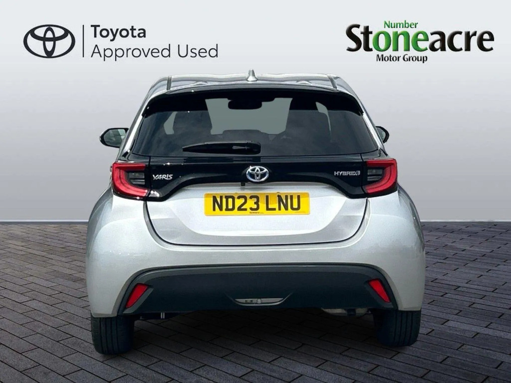 Toyota Yaris 1.5 Hybrid Design ND23LNU #4
