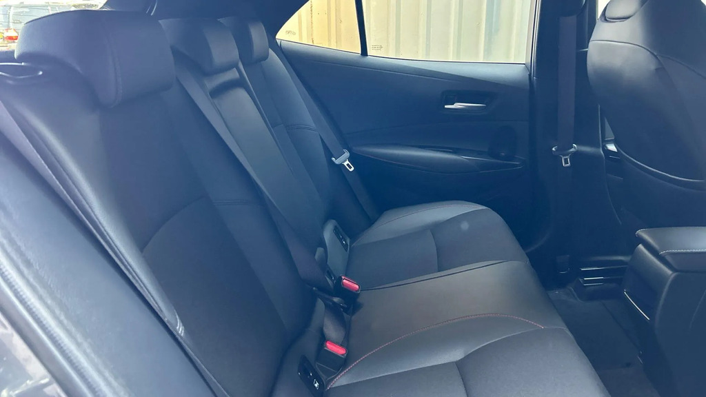 Toyota Corolla 1.8L Icon Tech White #16