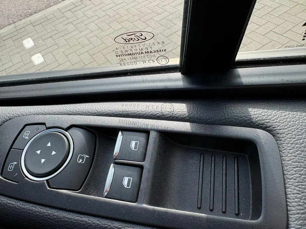Ford Tourneo Custom  Black #12