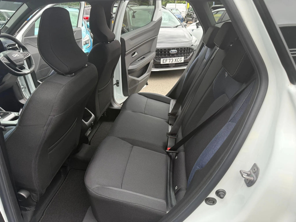 Dacia Duster 1.6 Hybrid 140 Journey Green #15