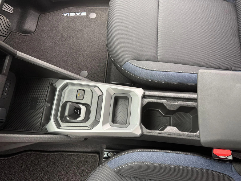 Dacia Duster 1.6 Hybrid 140 Journey Green #11