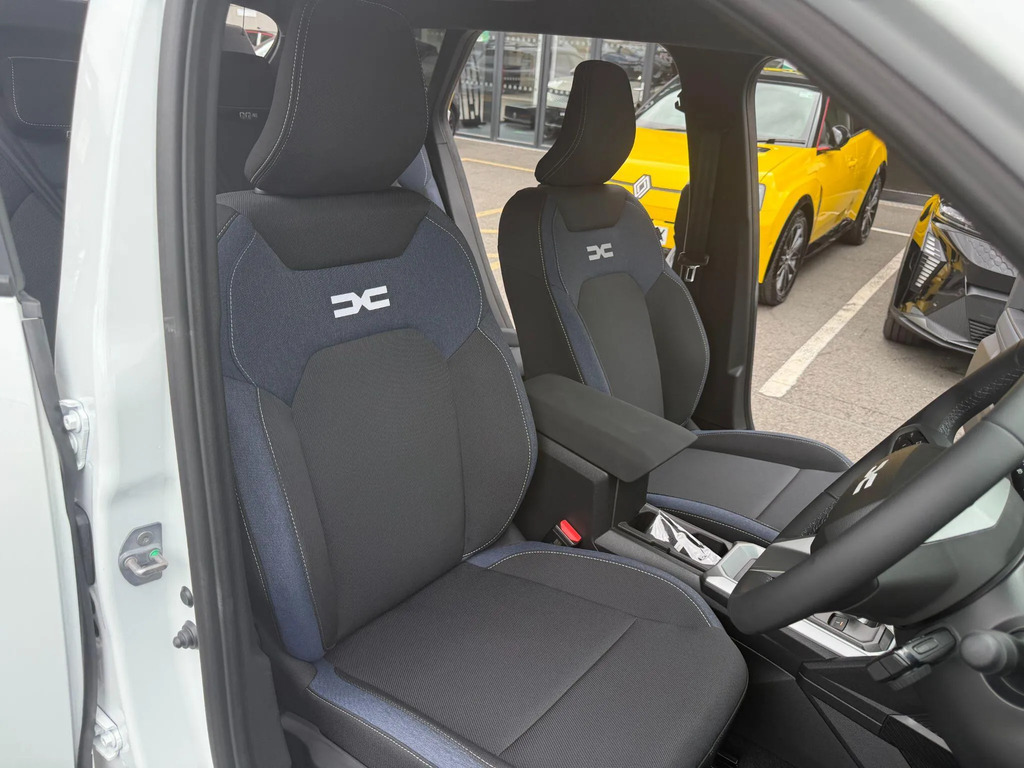 Dacia Duster 1.6 Hybrid 140 Journey Green #13