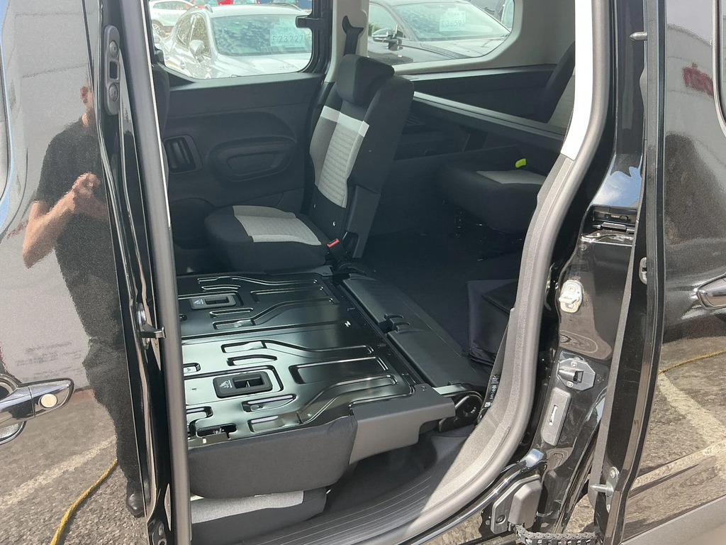 Citroen e-Berlingo 100Kw 52Kwh Van Enterprise Panel Van White #13