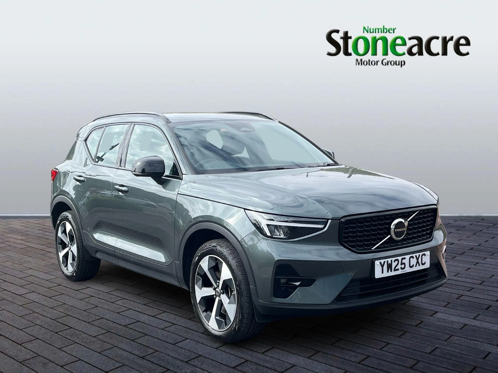 Volvo XC40 2.0 B3p Plus Dark