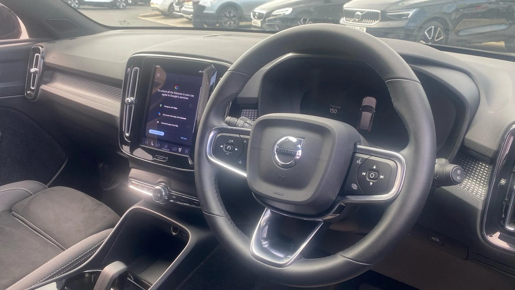 Volvo XC40 2.0 B4p Plus Dark #4
