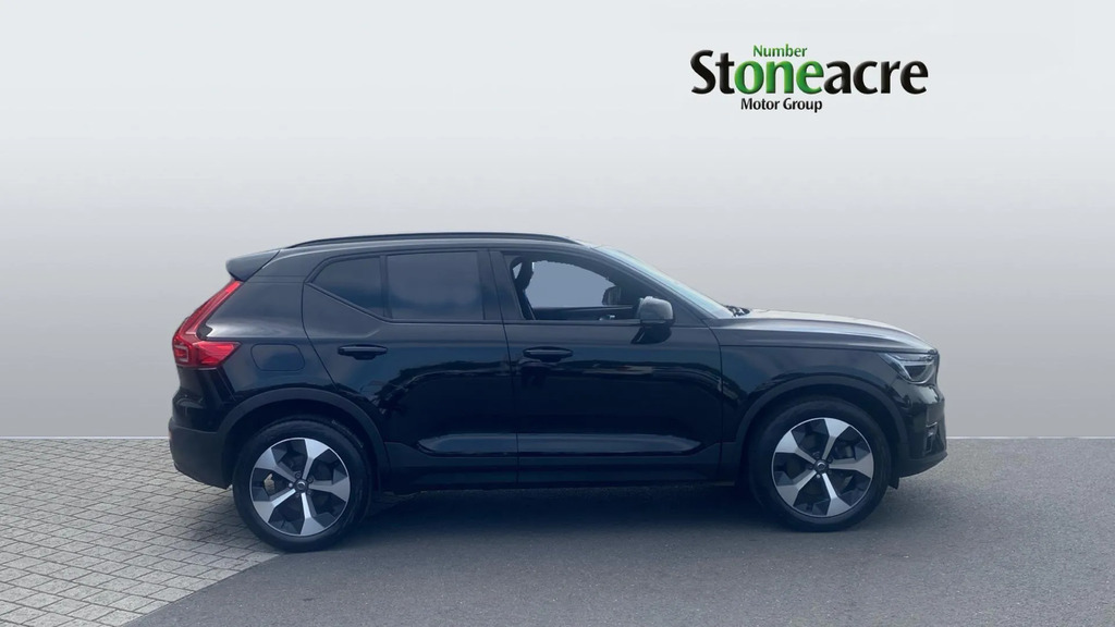 Volvo XC40 2.0 B4p Plus Dark #3