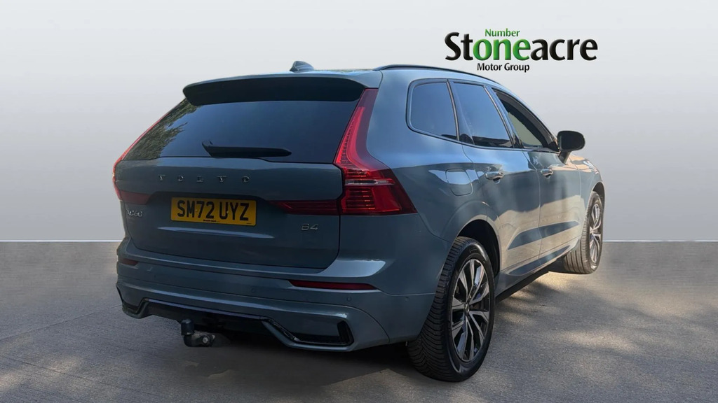 Volvo XC60 Plus Dark B4 Awd Mild Hybrid SM72UYZ #2