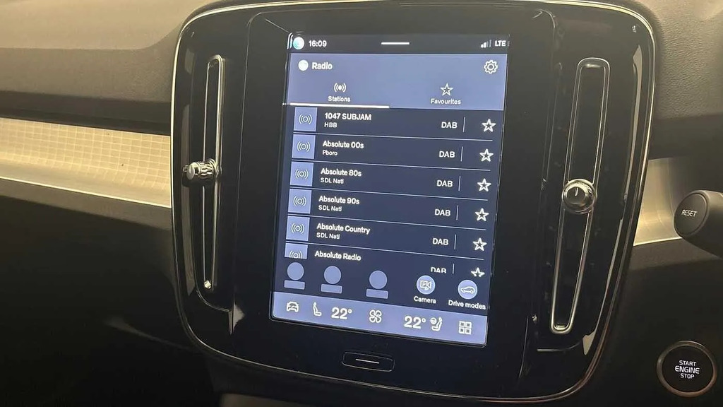 Volvo XC40 2.0 B3p Plus Dark Blue #29