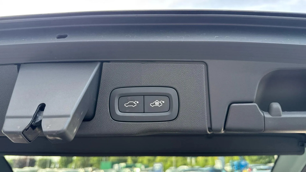 Volvo XC60 2.0 B5 Mhev #33