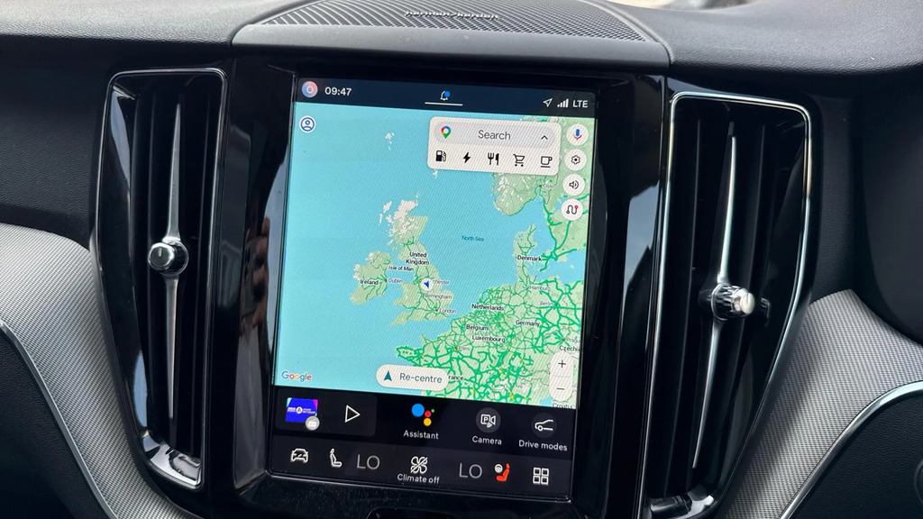 Volvo XC60 2.0 B5 Mhev #17