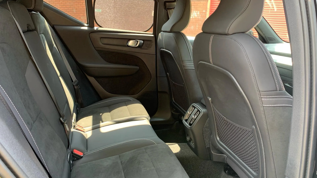 Volvo EX40 Twin Motor Performance 82Kwh Plus Black Edition Au #6
