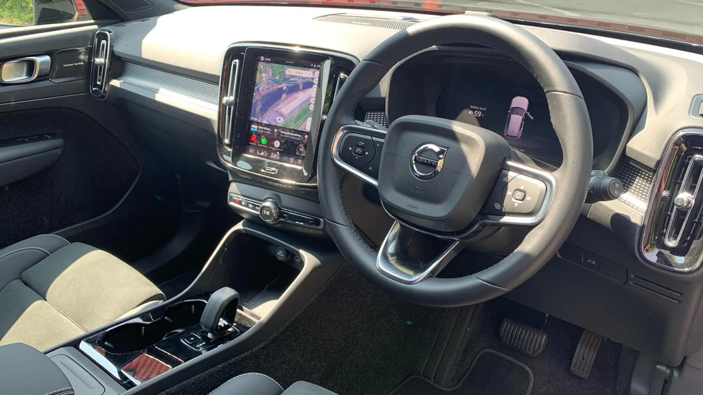 Volvo EX40 Twin Motor Performance 82Kwh Plus Black Edition Au #4