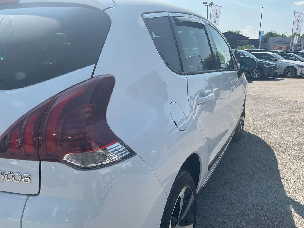 Peugeot 3008 E-hdi Active Silver #7