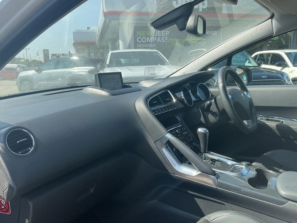 Peugeot 3008 E-hdi Active Silver #9