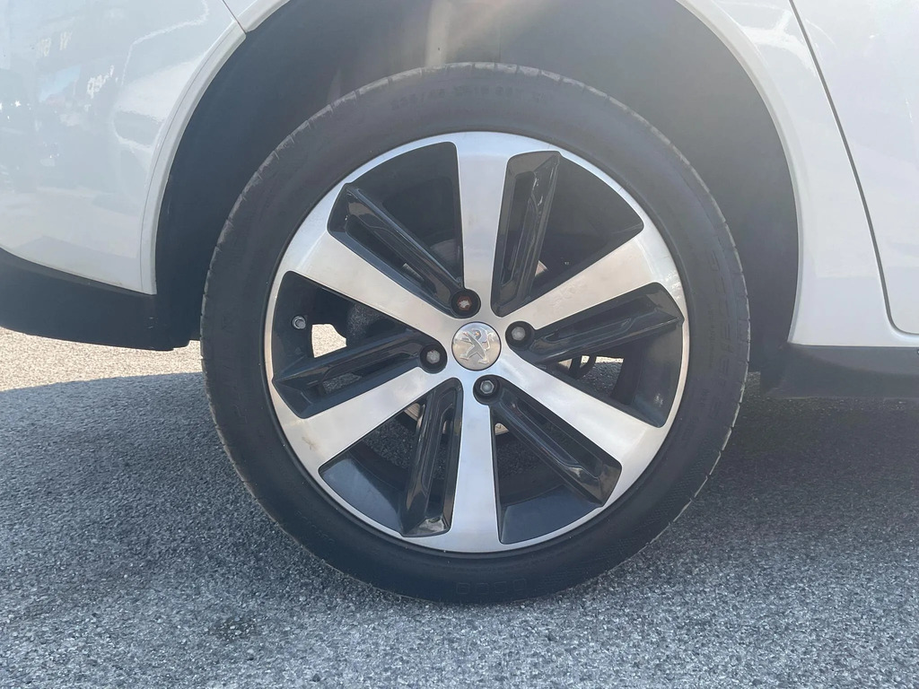 Peugeot 3008 E-hdi Active Silver #26