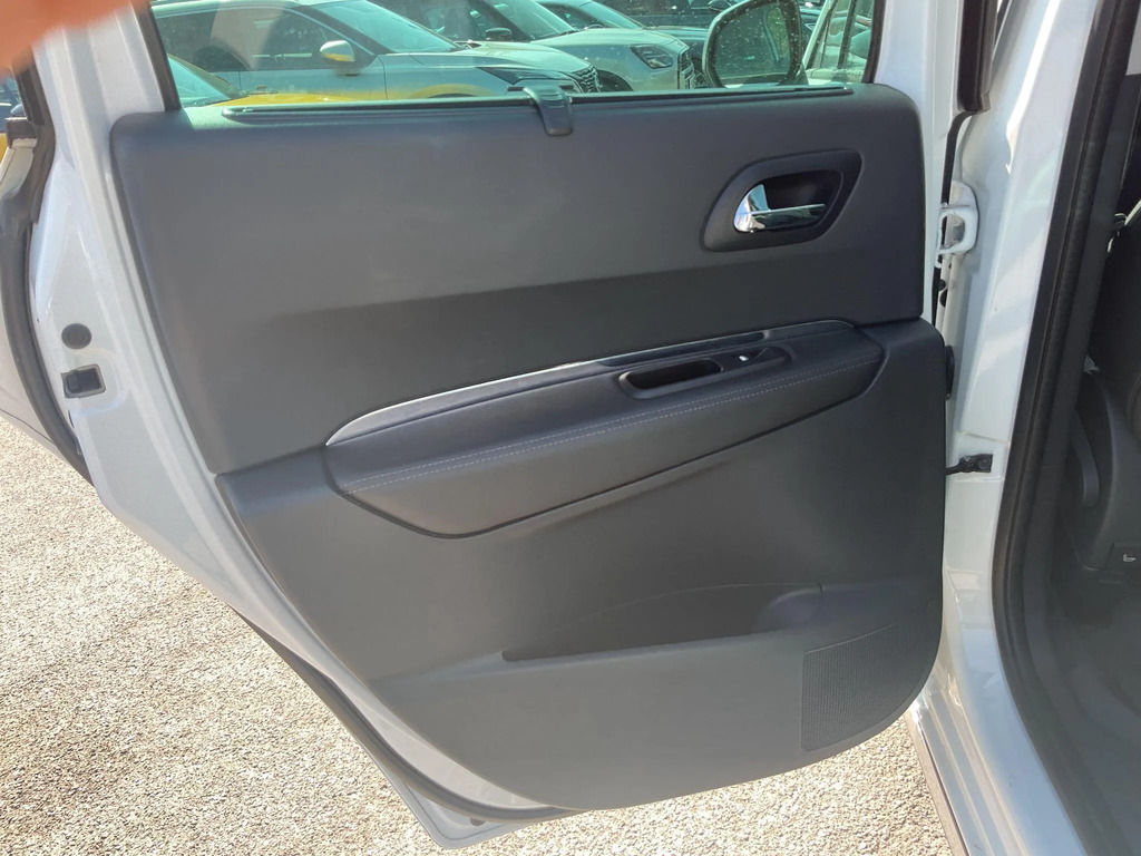 Peugeot 3008 E-hdi Active Silver #21