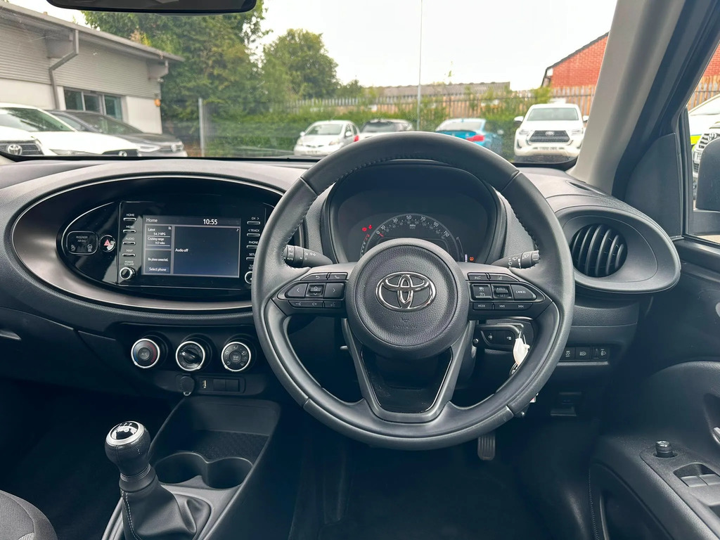 Toyota Aygo X 1.0 Vvt-i Pure #6