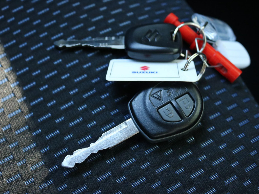Suzuki Ignis 1.2 Dualjet Mhev Sz5 Red #25