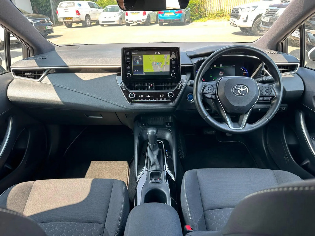 Toyota Corolla 1.8 Vvt-h Design Cvt Euro 6 Ss White #5