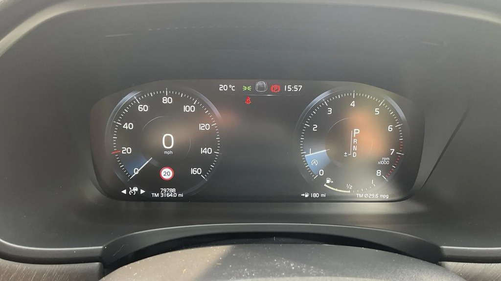 Volvo V90 D4 Momentum Grey #11