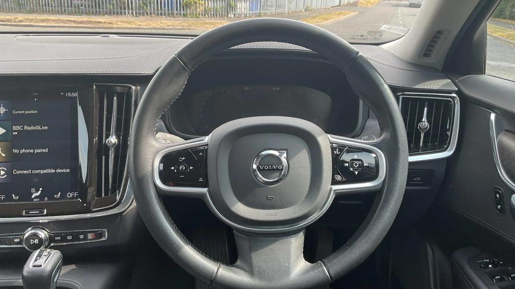 Volvo V90 D4 Momentum Grey #10