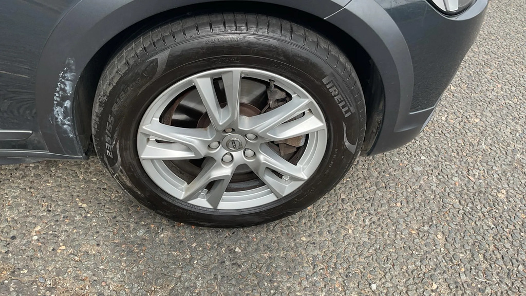 Volvo V90 D4 Momentum Grey #33
