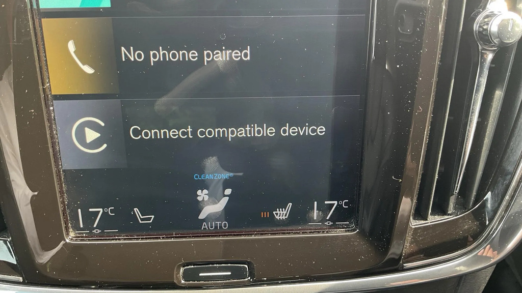 Volvo V90 D4 Momentum Grey #28