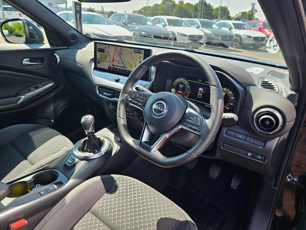 Nissan Juke Tekna Grey #11