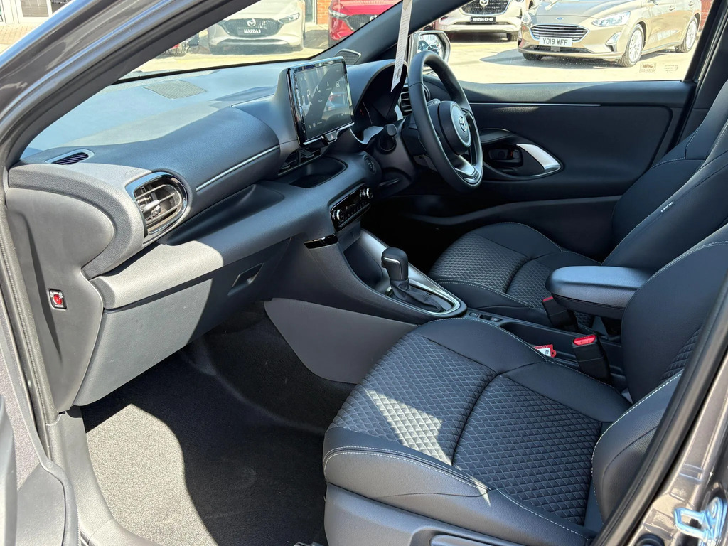Mazda 2 1.5I Hybrid Exclusive Line Cvt Grey #17