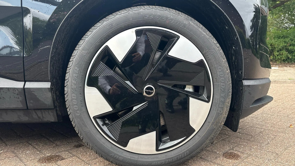 Volvo EX30 Single Motor Extended Range 69Kwh Plus Suv Ele Black #9