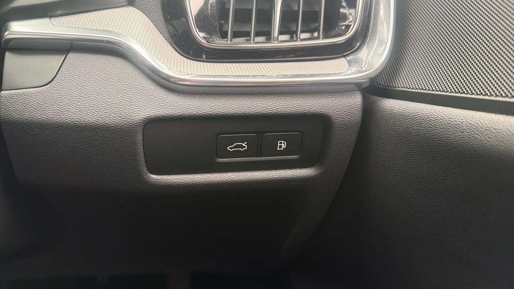 Volvo V60 T8 Awd Phev Ultra Dark Black #22