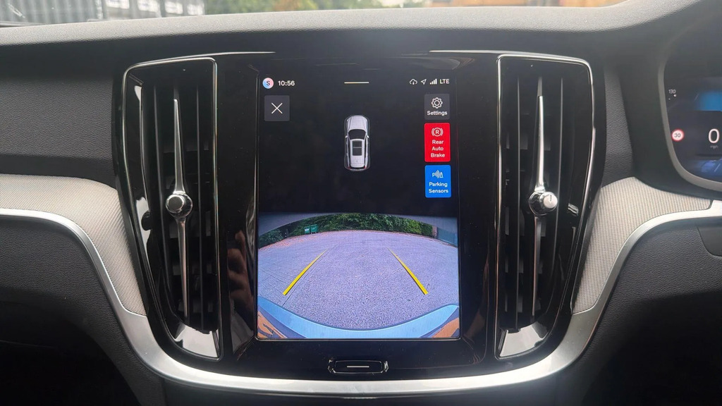 Volvo V60 T8 Awd Phev Ultra Dark Black #30