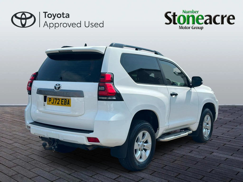 Toyota Land Cruiser 2.8D Utility 4Wd Swb Euro 6 Ss White #2