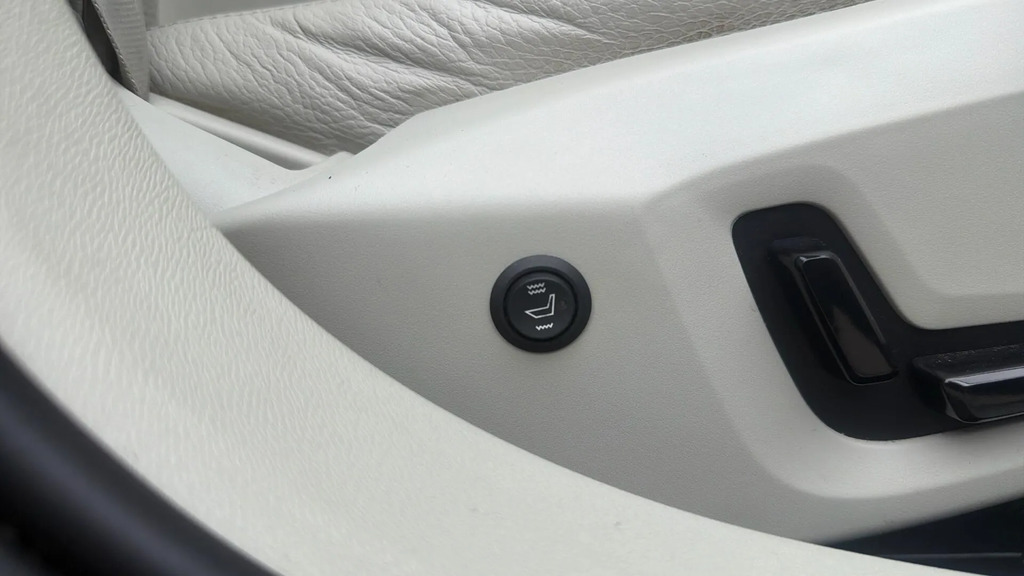 Volvo V60 Diesel Gold #32