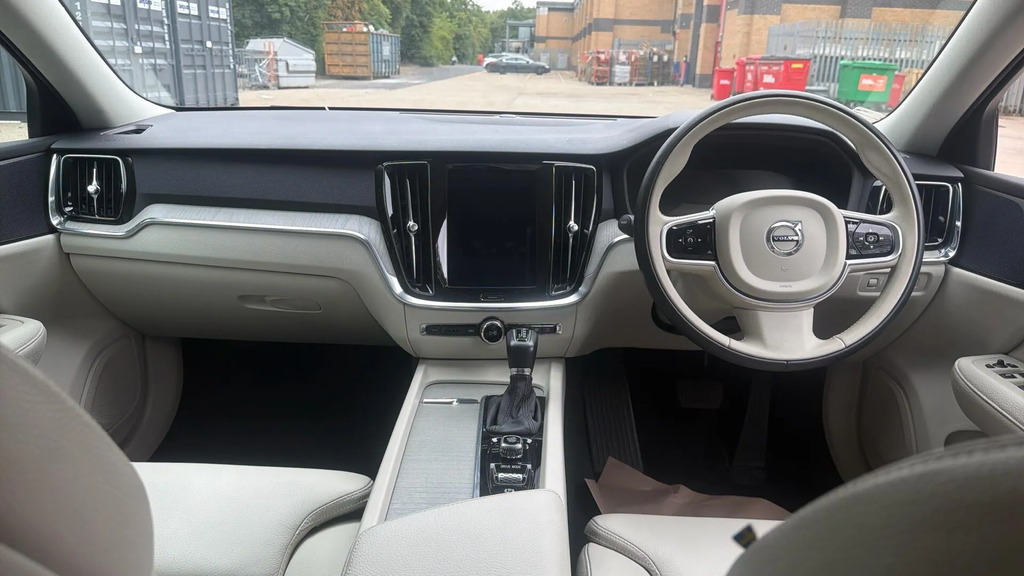 Volvo V60 2.0 D3 Inscription Euro 6 Ss #5