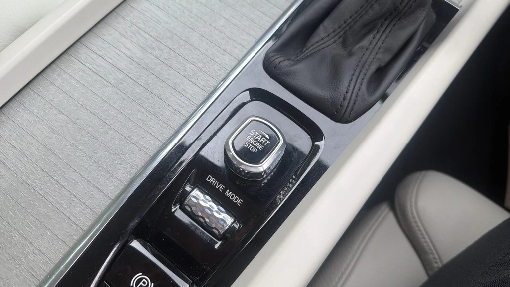 Volvo V60 Diesel Gold #24