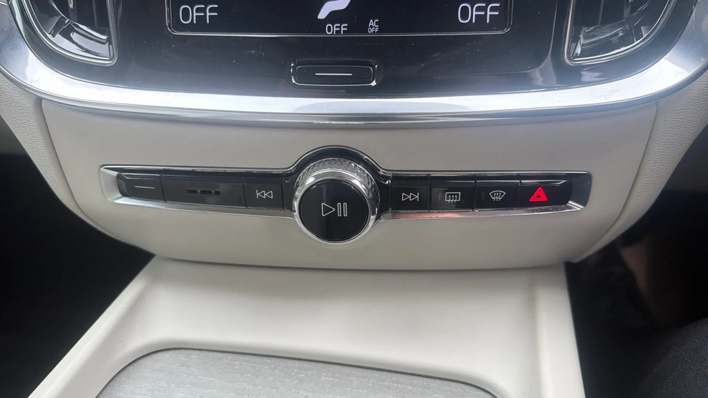 Volvo V60 Diesel Gold #35